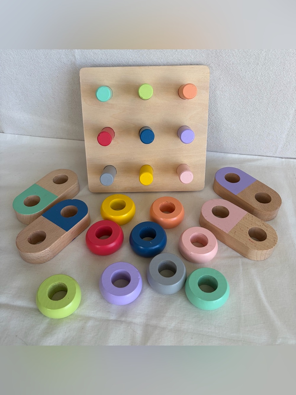 KiwiCo Panda Crate Wooden Peg Board baby/ Toddler Toy